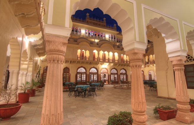 Alsisar Mahal shekhawati Courtyard 4
