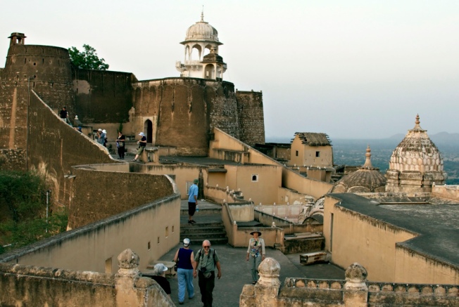 Kuchaman Fort and otel India November 2009